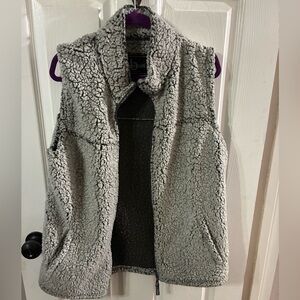 Women’s 2X Sherpa Vest